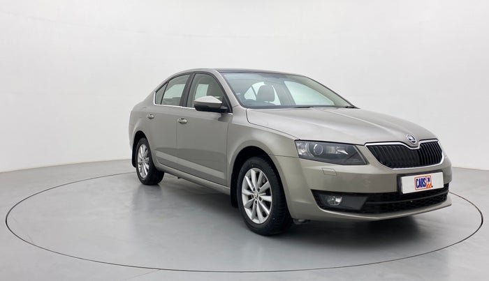 2017 Skoda Octavia 1.8 TSI STYLE PLUS AT, Petrol, Automatic, 64,547 km, Right Front Diagonal