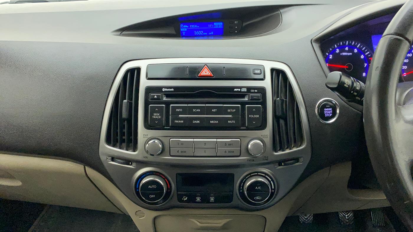 2013 Hyundai i20 ASTA 1.2, Petrol, Manual, 45,473 km, Air Conditioner