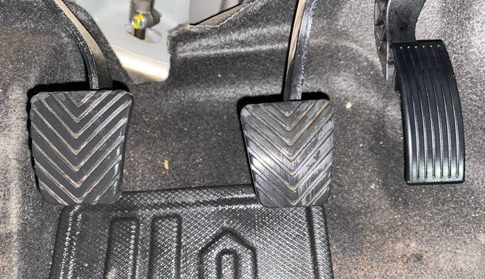 2022 KIA SONET HTK PLUS 1.2, Petrol, Manual, 8,231 km, Pedals