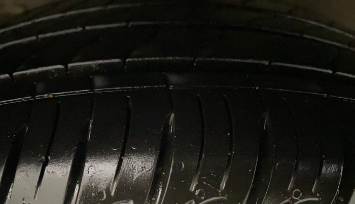 2022 KIA SONET HTK PLUS 1.2, Petrol, Manual, 8,231 km, Right Rear Tyre Tread