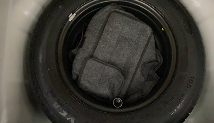 2022 KIA SONET HTK PLUS 1.2, Petrol, Manual, 8,231 km, Spare Tyre