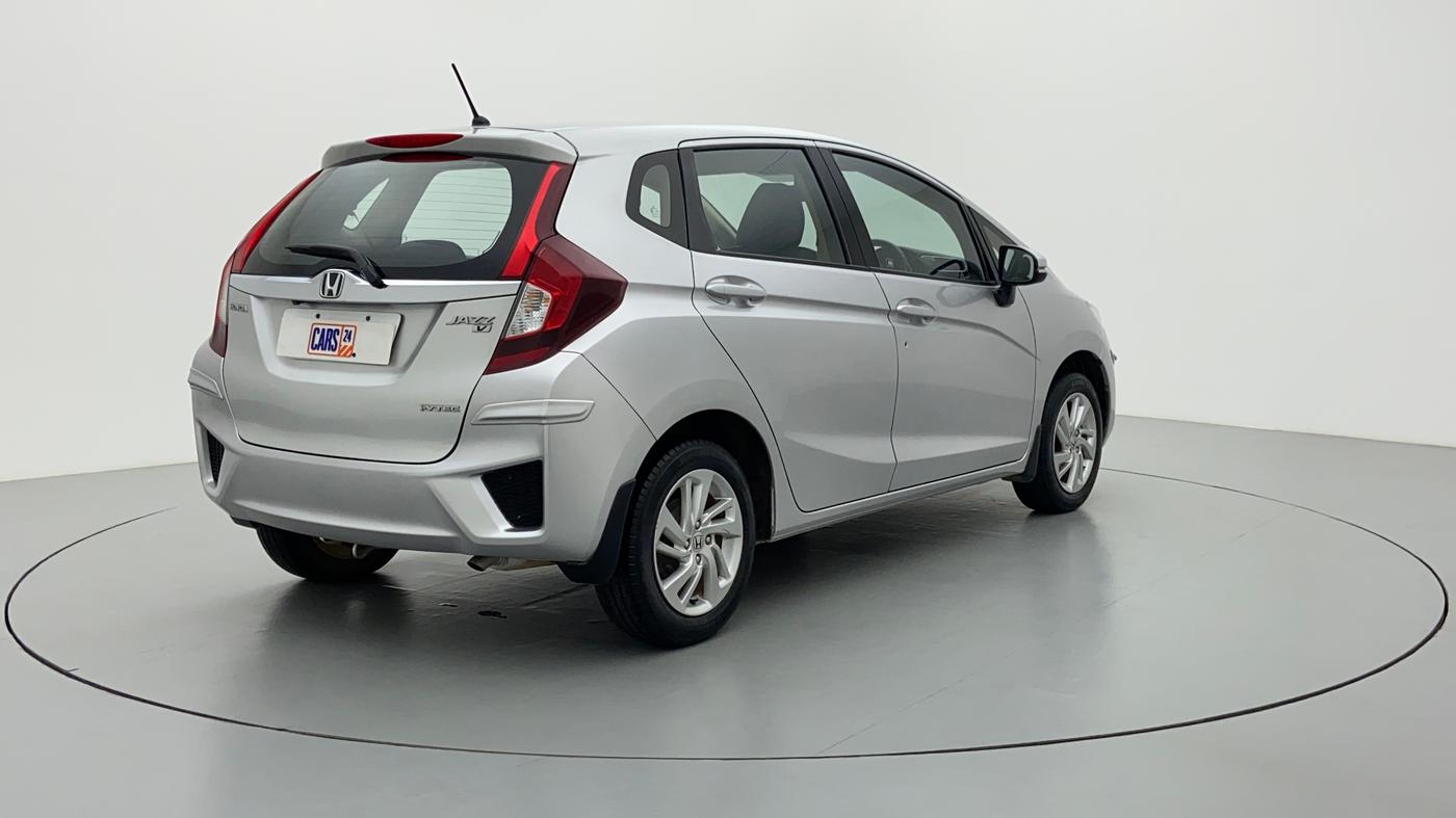 2016 Honda Jazz 1.2 V MT, Petrol, Manual, 27,819 km, Right Back Diagonal