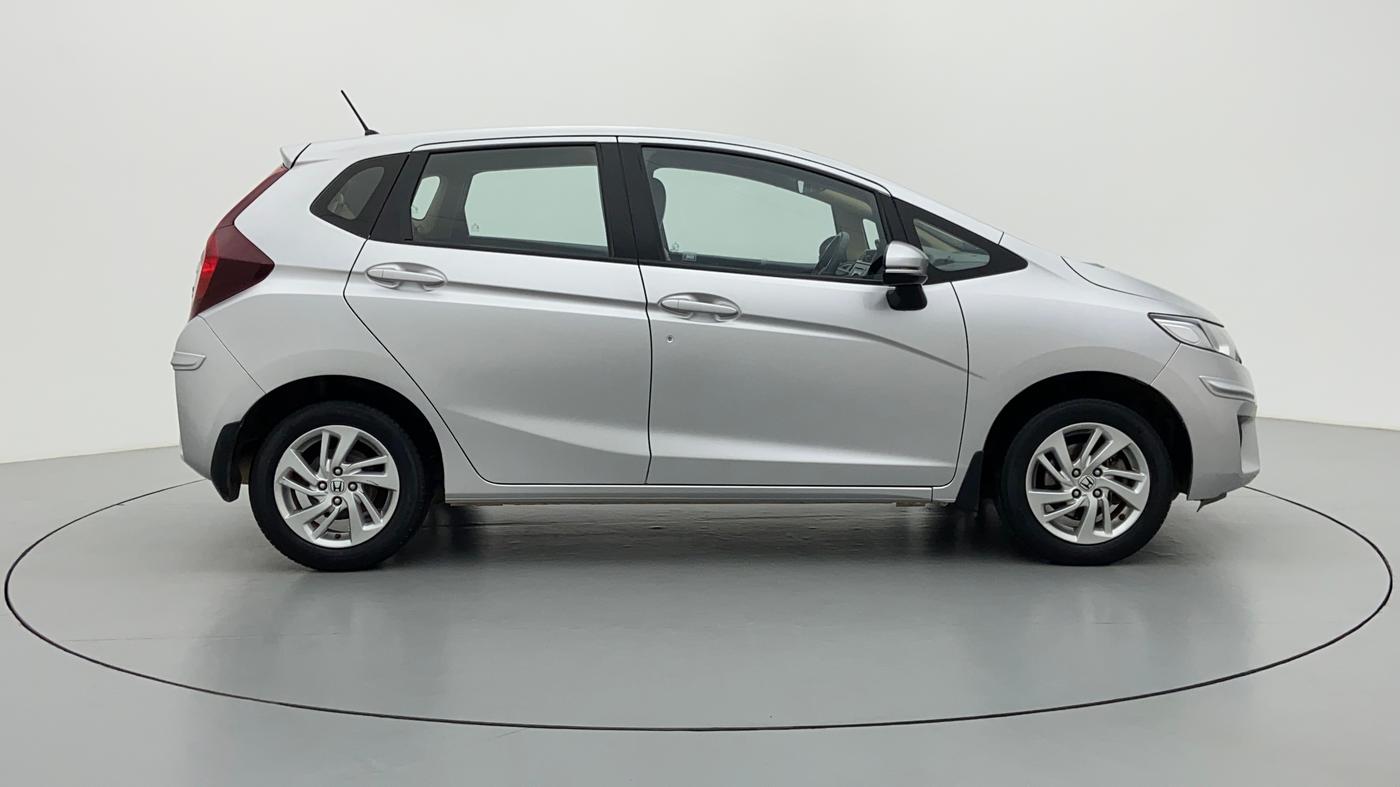 2016 Honda Jazz 1.2 V MT, Petrol, Manual, 27,819 km, Right Side View