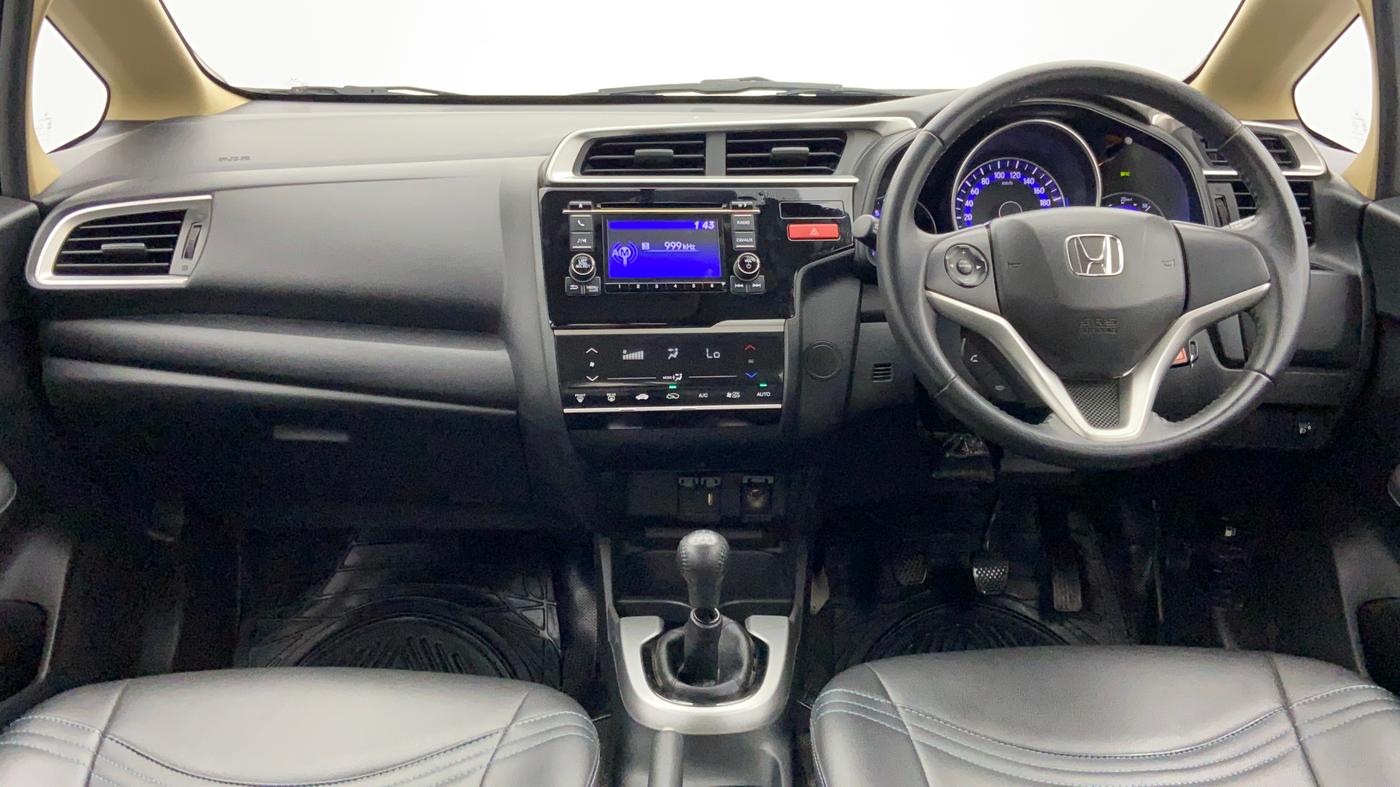 2016 Honda Jazz 1.2 V MT, Petrol, Manual, 27,819 km, Dashboard