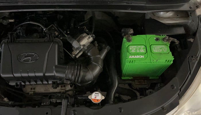 2014 Hyundai i10 MAGNA 1.1, Petrol, Manual, 38,066 km, Engine View - Left