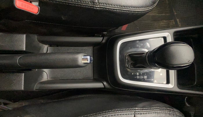 2018 Maruti Swift VXI AMT, Petrol, Automatic, 31,145 km, Gear Lever