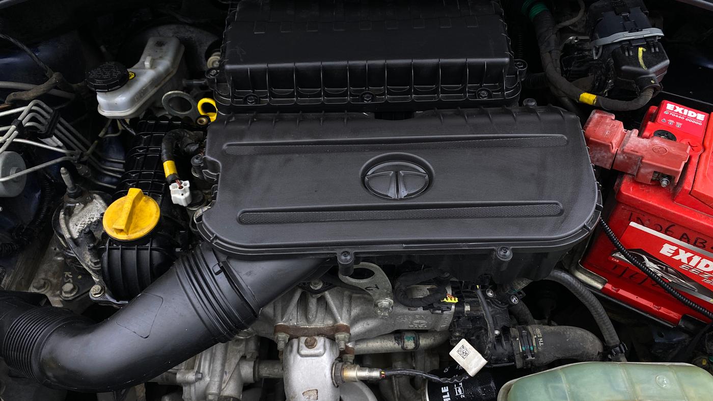 2022 Tata Tiago XZA PLUS PETROL, Petrol, Automatic, 45,404 km, Engine View
