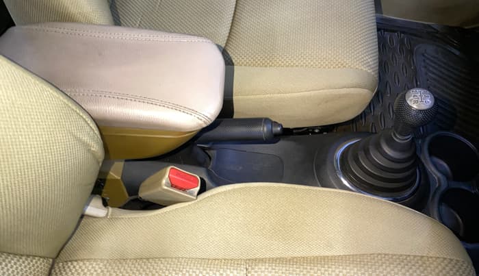 2015 Honda Brio S MT, Petrol, Manual, 61,811 km, Gear Lever