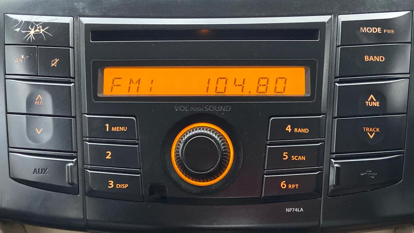 2014 Maruti Swift Dzire VXI, Petrol, Manual, 77,035 km, Infotainment System