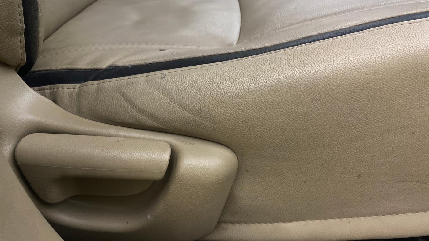 2015 Honda Amaze 1.2L I-VTEC E, Petrol, Manual, 60,845 km, Driver Side Adjustment Panel