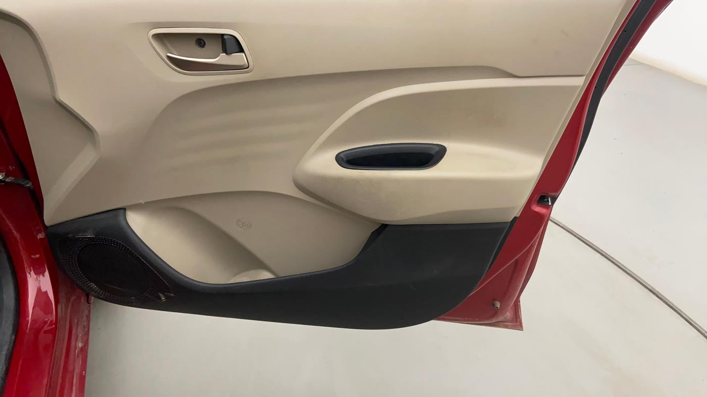 2020 Hyundai NEW SANTRO ASTA AMT, Petrol, Automatic, 42,205 km, Driver Side Door Panels Control