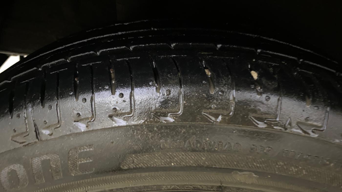 2023 Maruti IGNIS ZETA 1.2 AMT, Petrol, Automatic, 9,963 km, Right Rear Tyre Tread