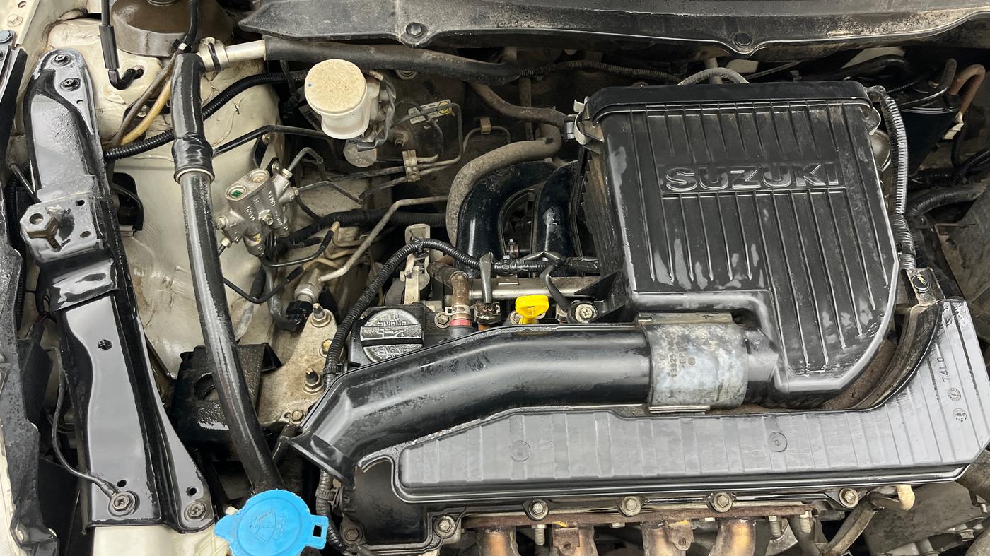 2016 Maruti Swift VXI, Petrol, Manual, 43,932 km, Engine View - Right