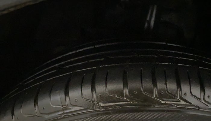 2021 Tata NEXON XZ PLUS PETROL, Petrol, Manual, 63,624 km, Left Front Tyre Tread