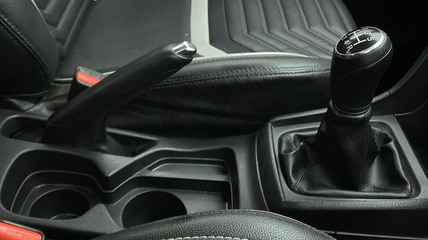 2020 Maruti Vitara Brezza VXI, Petrol, Manual, 55,879 km, Gear Lever
