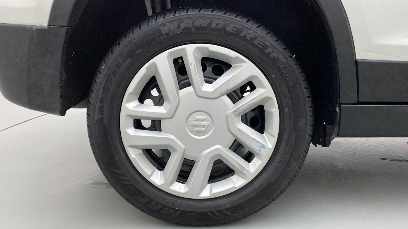 2020 Maruti Vitara Brezza VXI, Petrol, Manual, 55,879 km, Right Rear Wheel
