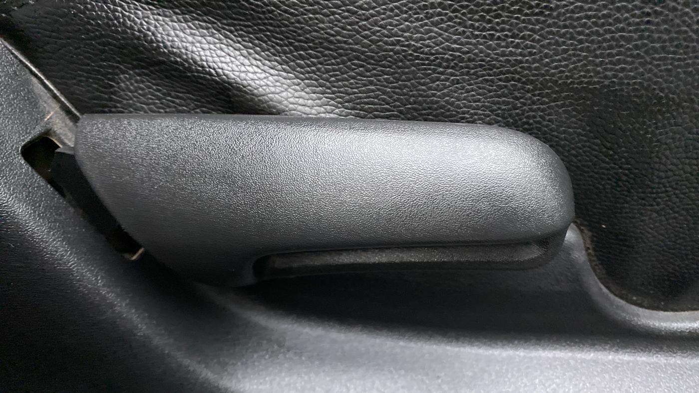 2020 Maruti Vitara Brezza VXI, Petrol, Manual, 55,879 km, Driver Side Adjustment Panel