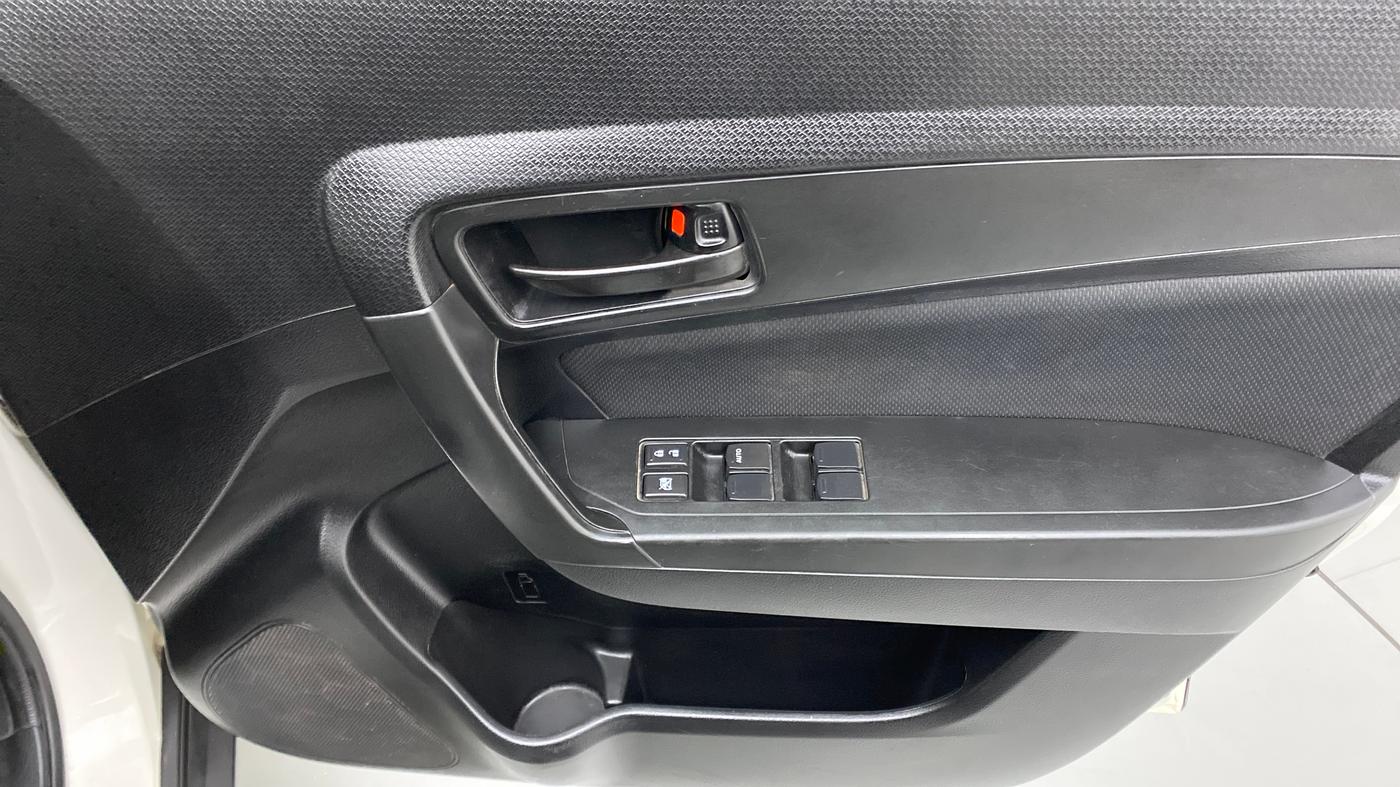 2020 Maruti Vitara Brezza VXI, Petrol, Manual, 55,879 km, Driver Side Door Panels Control