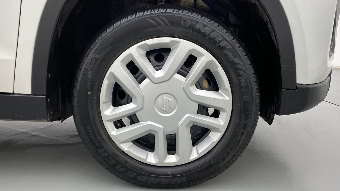 2020 Maruti Vitara Brezza VXI, Petrol, Manual, 55,879 km, Right Front Wheel