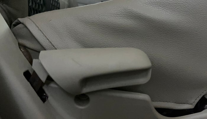 2018 Maruti Celerio VXI CNG, CNG, Manual, 65,207 km, Driver Side Adjustment Panel