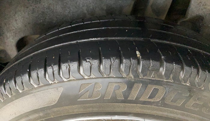 2019 Maruti Dzire LXI, Petrol, Manual, 62,233 km, Left Rear Tyre Tread