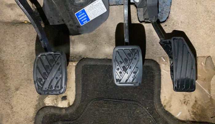 2019 Maruti Dzire LXI, Petrol, Manual, 62,233 km, Pedals