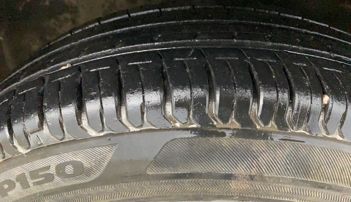 2019 Maruti Dzire LXI, Petrol, Manual, 62,233 km, Right Front Tyre Tread
