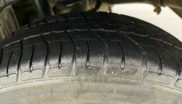 2019 Maruti Alto K10 LXI CNG (AIRBAG), CNG, Manual, 56,506 km, Left Rear Tyre Tread