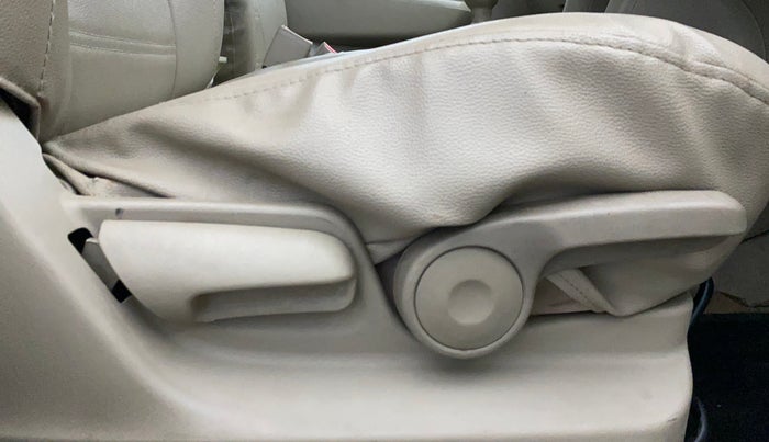 2018 Maruti Ertiga ZDI SHVS, Diesel, Manual, 79,225 km, Driver Side Adjustment Panel
