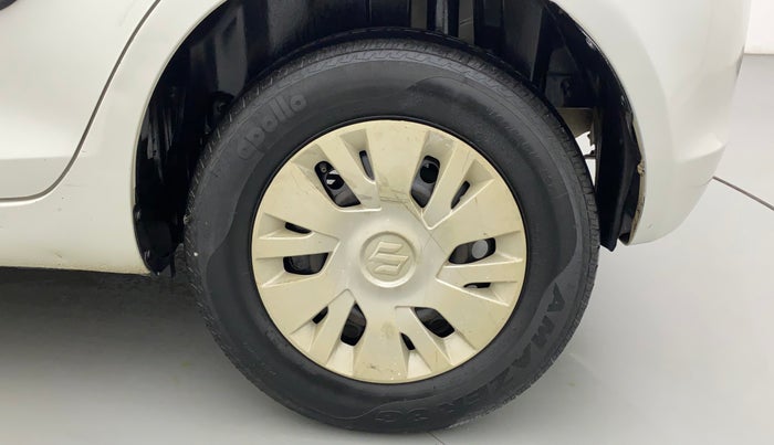 2014 Maruti Swift VXI, CNG, Manual, 44,012 km, Left Rear Wheel
