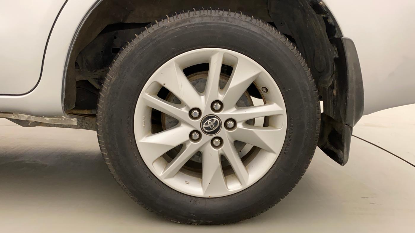 2018 Toyota Innova Crysta 2.8 GX AT 8 STR, Diesel, Automatic, 72,336 km, Left Rear Wheel