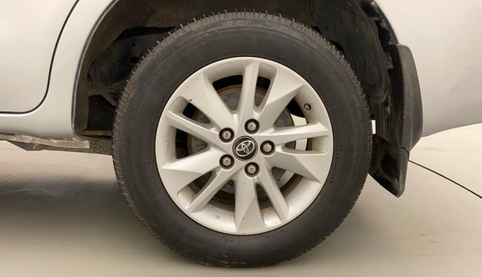 2018 Toyota Innova Crysta 2.8 GX AT 8 STR, Diesel, Automatic, 72,336 km, Left Rear Wheel