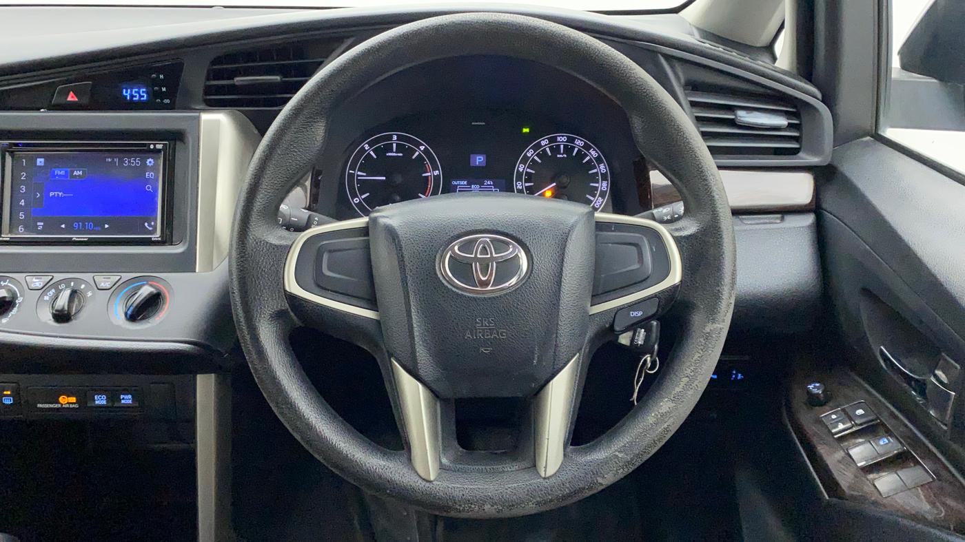 2018 Toyota Innova Crysta 2.8 GX AT 8 STR, Diesel, Automatic, 72,336 km, Steering Wheel Close Up