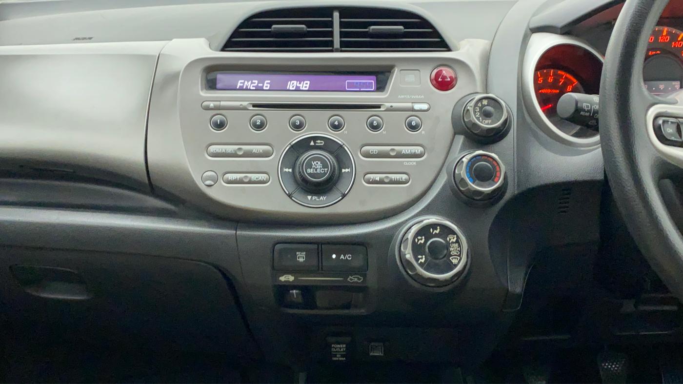 2010 Honda Jazz 1.2 L I-VTEC SELECT, Petrol, Manual, 50,328 km, Air Conditioner