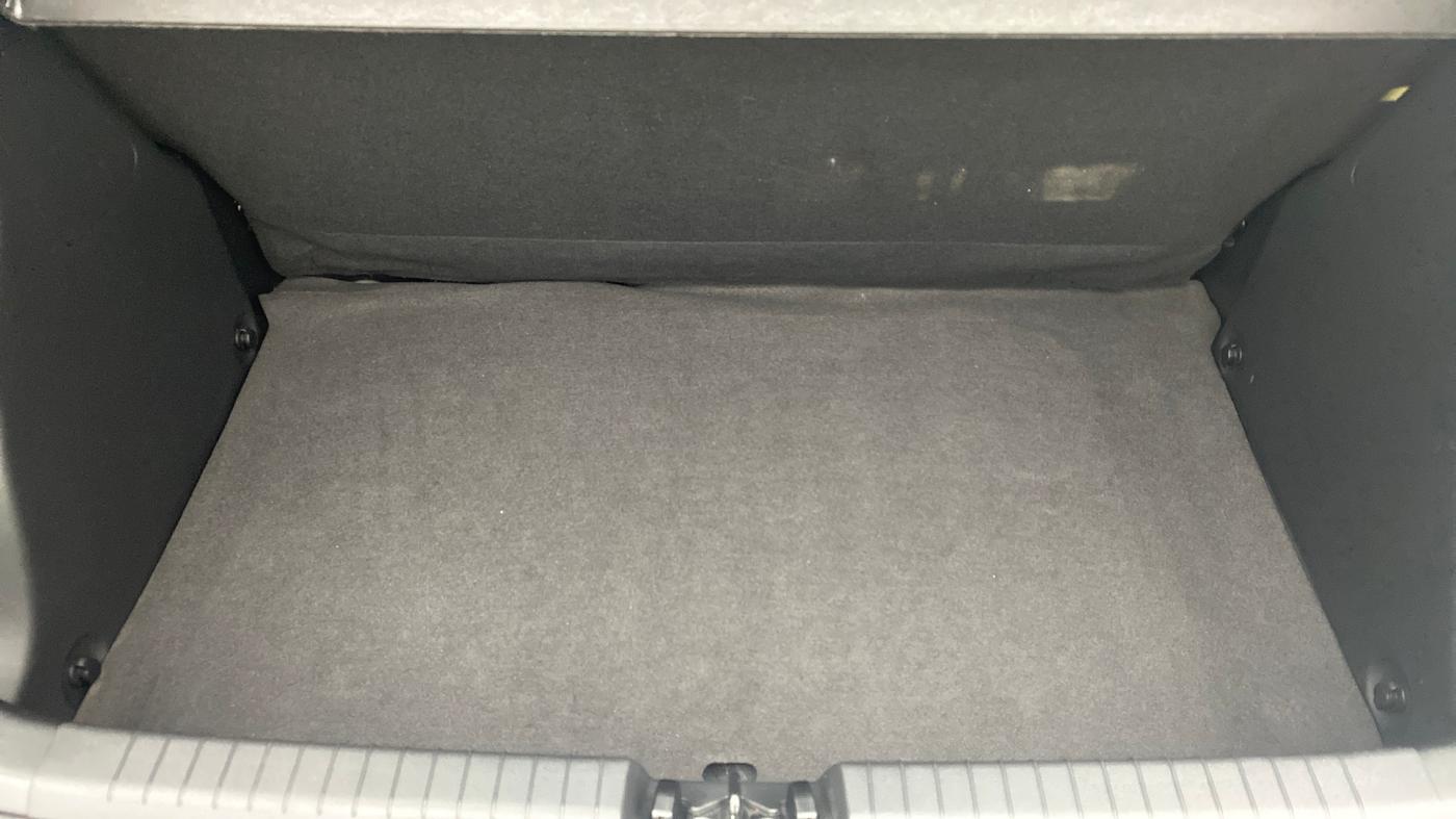2019 Hyundai Elite i20 1.2 SPORTS PLUS VTVT CVT, Petrol, Automatic, 5,013 km, Boot Inside