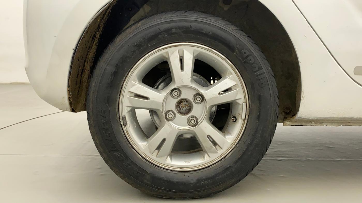 2011 Hyundai i20 SPORTZ (O) 1.2, Petrol, Manual, 32,464 km, Right Rear Wheel