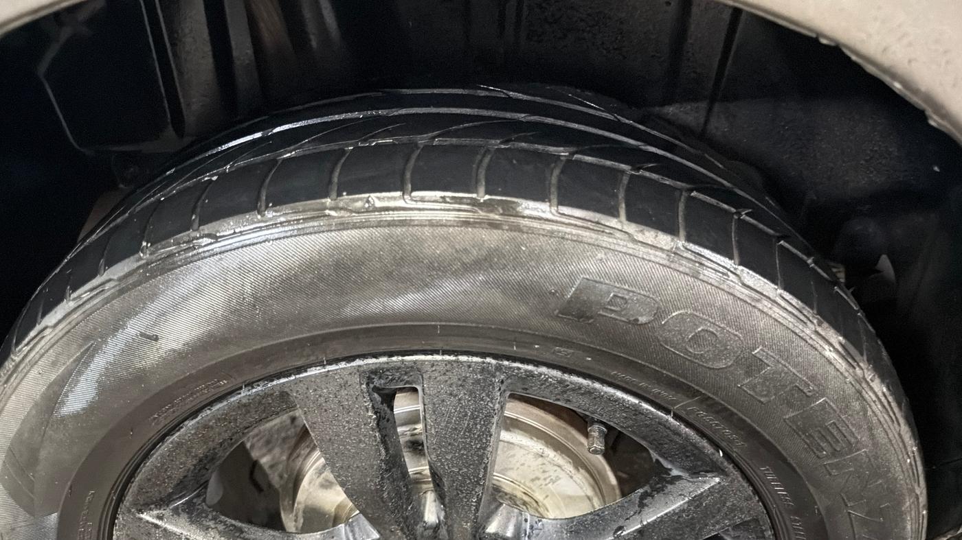 2019 Maruti Ertiga VXI CNG, CNG, Manual, 75,526 km, Right Rear Tyre Tread