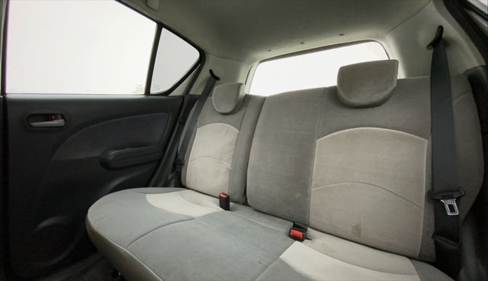 2010 Maruti Ritz VDI, Diesel, Manual, 1,09,669 km, Right Side Rear Door Cabin