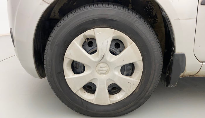 2010 Maruti Ritz VDI, Diesel, Manual, 1,09,669 km, Left Front Wheel