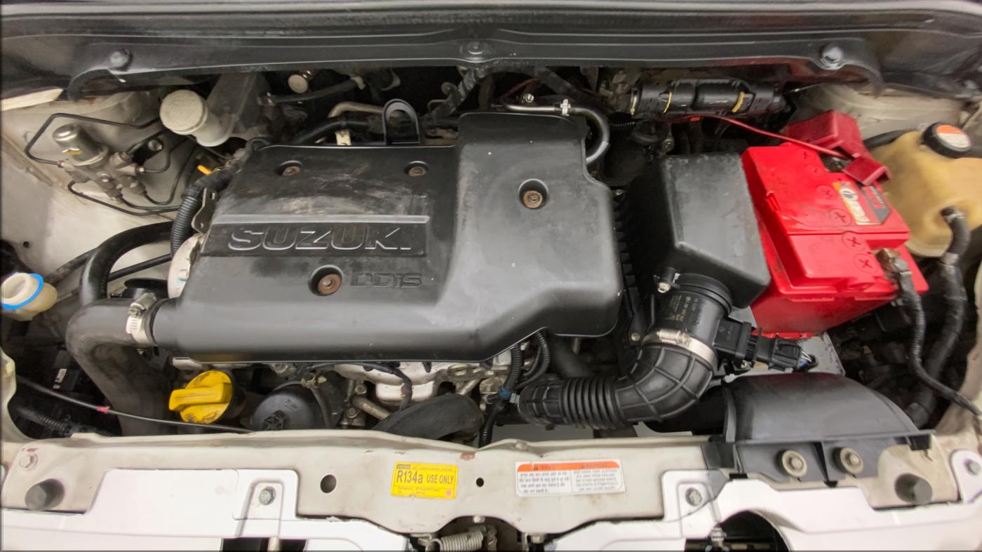2010 Maruti Ritz VDI, Diesel, Manual, 1,09,669 km, Open Bonet