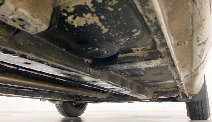 2010 Maruti Ritz VDI, Diesel, Manual, 1,09,669 km, Right Side Underbody