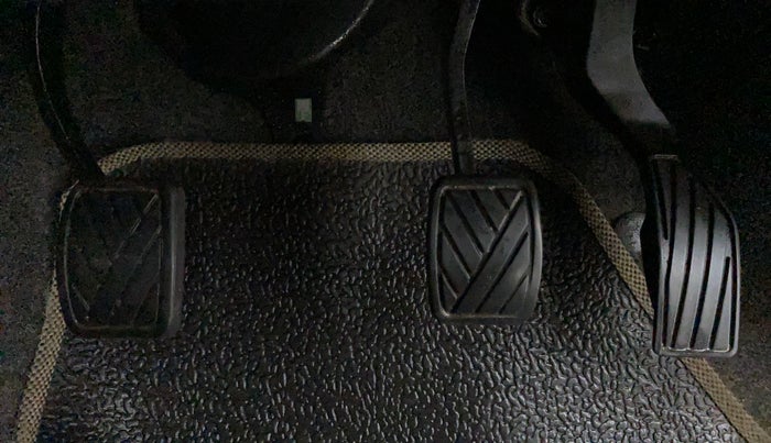 2010 Maruti Ritz VDI, Diesel, Manual, 1,09,669 km, Pedals