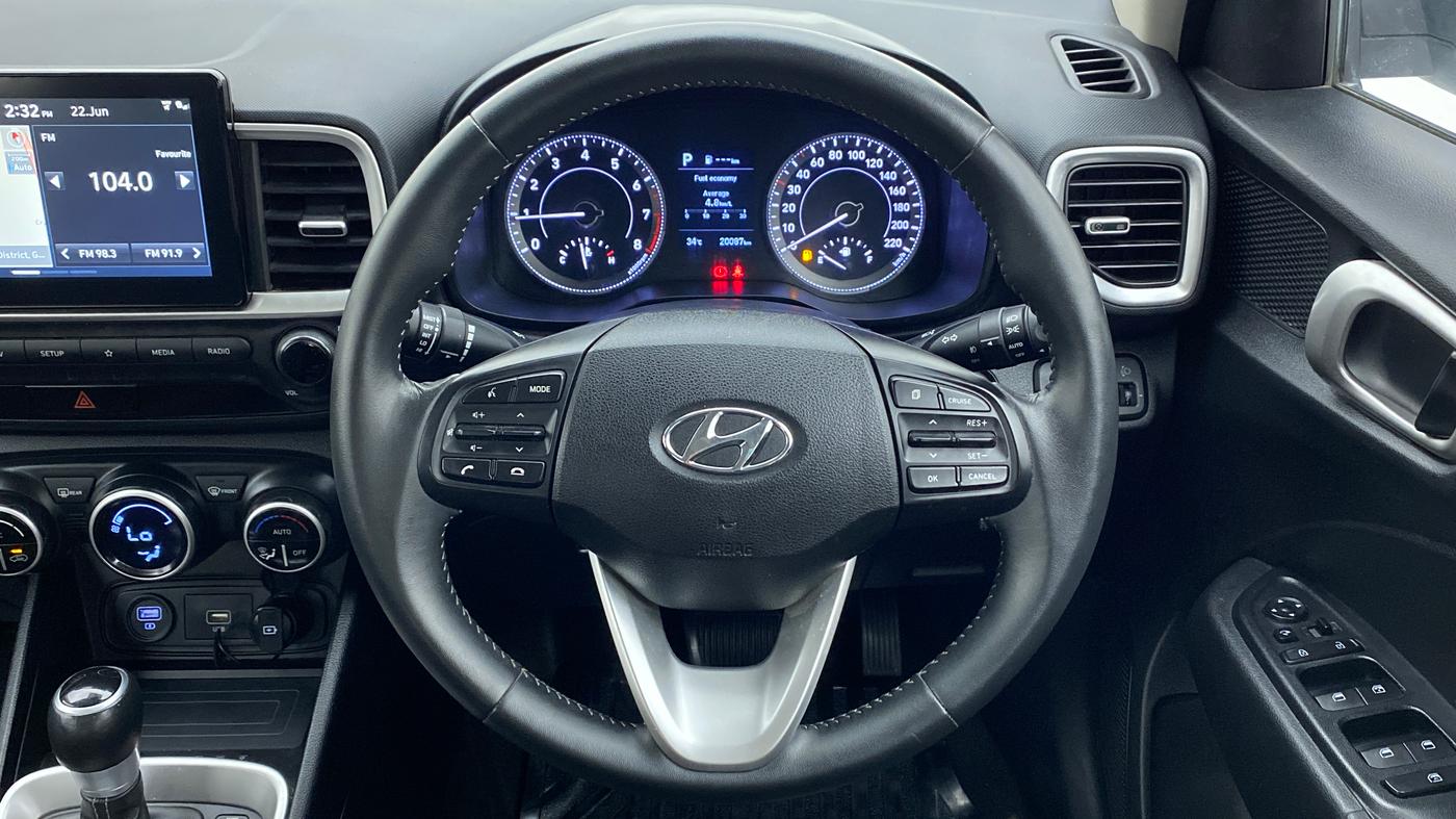 2019 Hyundai VENUE 1.0 TURBO GDI SX+ AT, Petrol, Automatic, 20,157 km, Steering Wheel Close Up