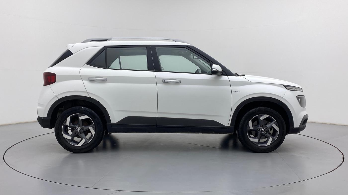 2019 Hyundai VENUE 1.0 TURBO GDI SX+ AT, Petrol, Automatic, 20,157 km, Right Side View