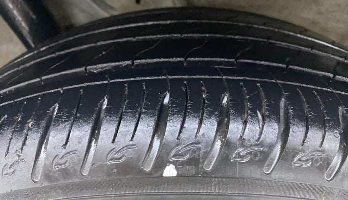 2019 Hyundai VENUE 1.0 TURBO GDI SX+ AT, Petrol, Automatic, 20,157 km, Right Rear Tyre Tread