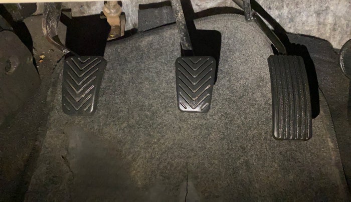 2015 Hyundai Eon ERA +, Petrol, Manual, 55,997 km, Pedals