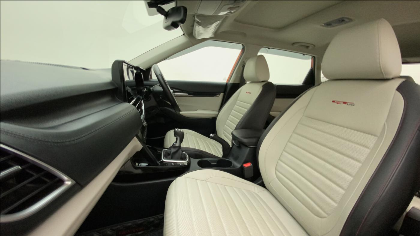 2019 KIA SELTOS GTX PLUS 1.4 PETROL, Petrol, Manual, 31,048 km, Right Side Front Door Cabin
