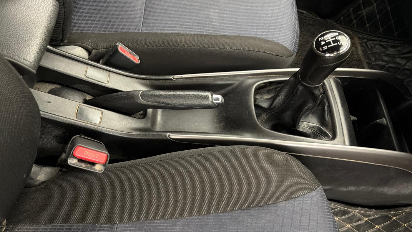2020 Maruti Baleno DELTA PETROL 1.2, CNG, Manual, 85,824 km, Gear Lever