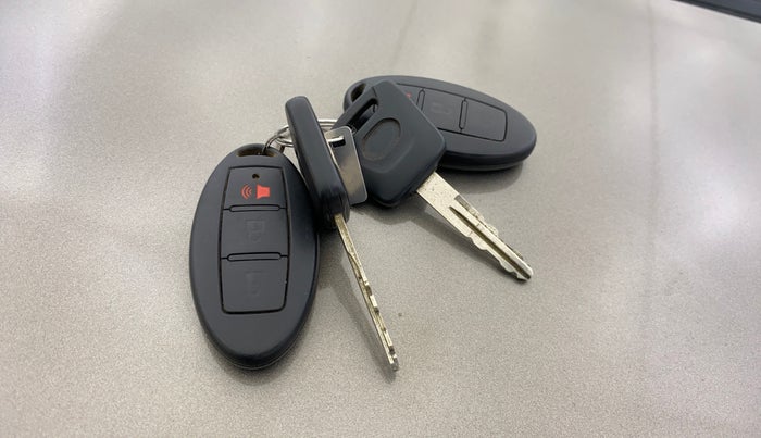 2015 Datsun Go Plus T, Petrol, Manual, 35,885 km, Key Close Up