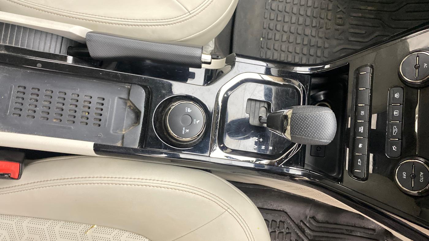 2022 Tata NEXON XZA PLUS (PREMIUM) PETROL JET, Petrol, Automatic, 19,836 km, Gear Lever